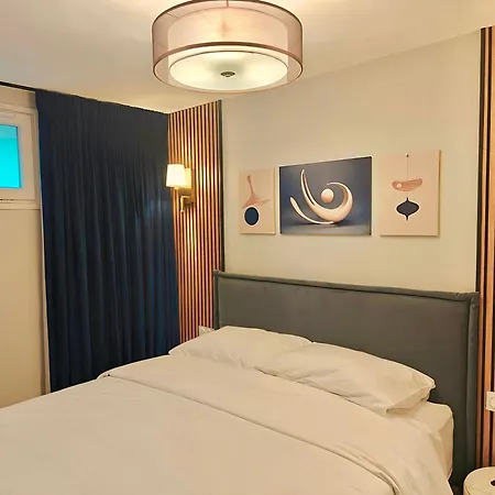 Aparthotel Sci Gomis Invest Issy-les-Moulineaux